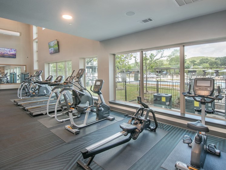 new san antonio apartments with a fitness center